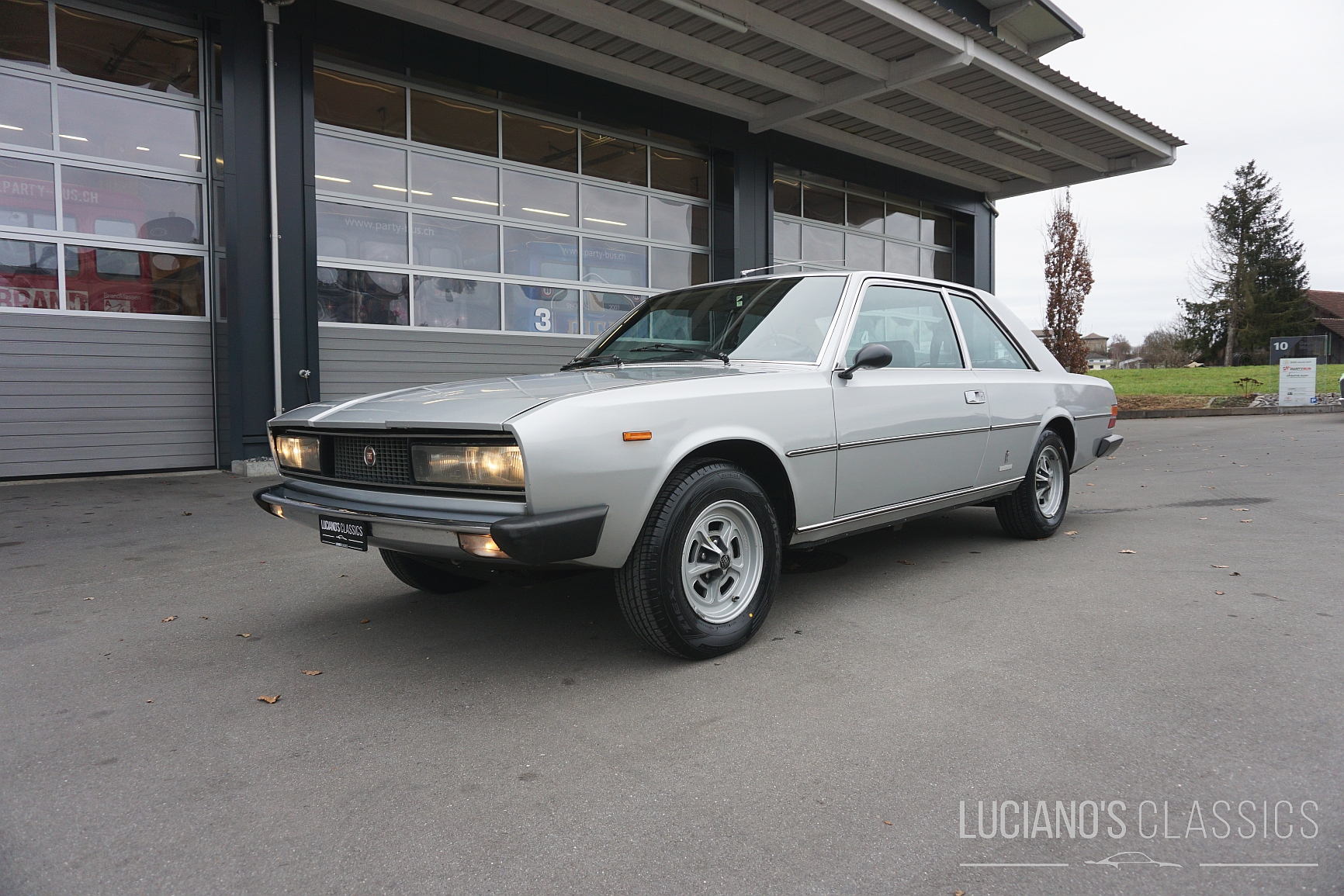 FIAT 130 Coupe