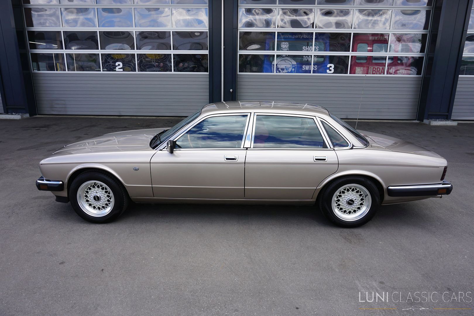 Jaguar XJ40 Sovereign 3.6