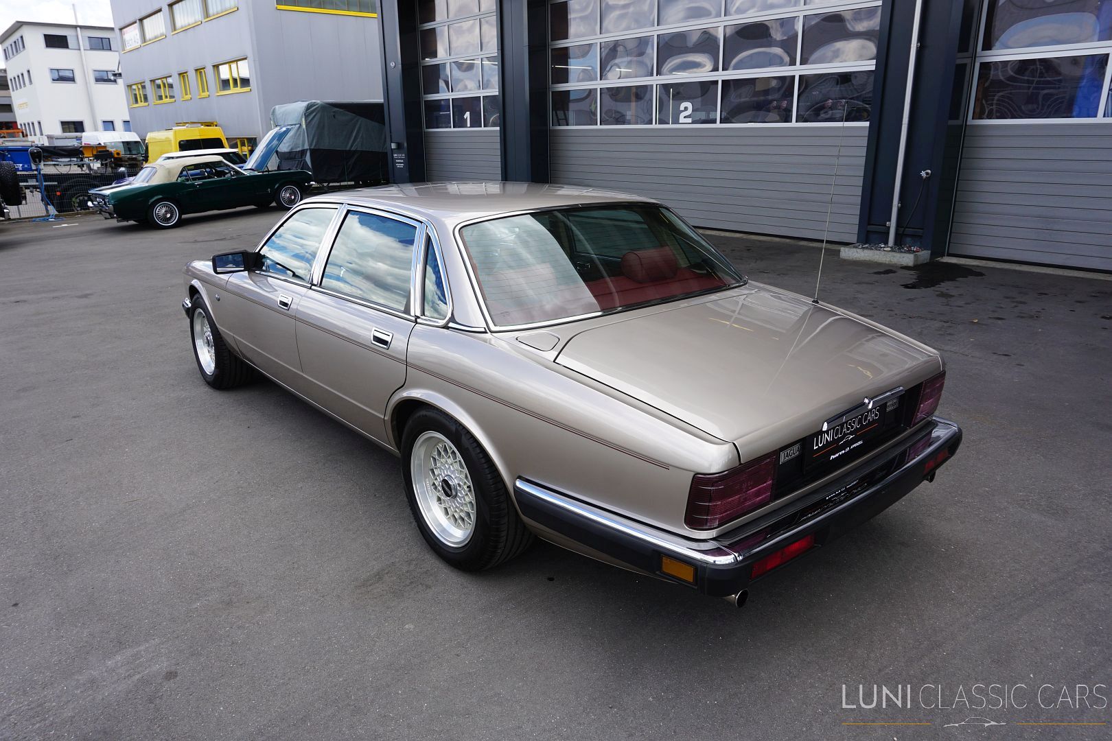 Jaguar XJ40 Sovereign 3.6