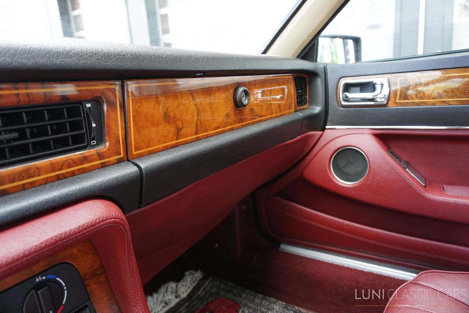 Jaguar XJ40 Sovereign 3.6
