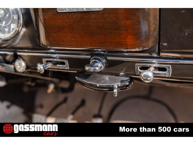 Mercedes Benz 220 B Cabriolet W187 