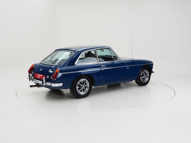 MG B GT \'73 