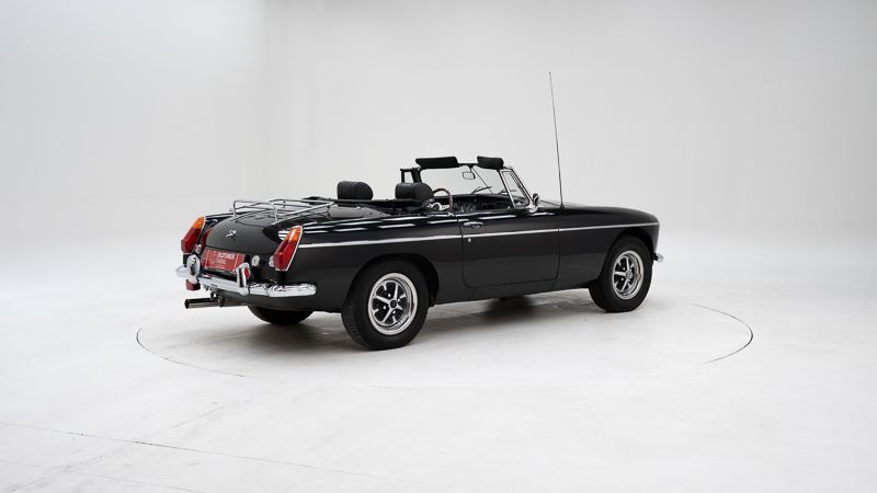 MG B \'78 