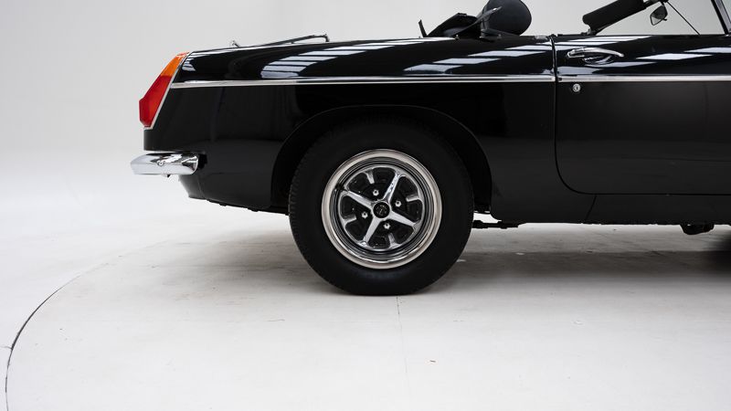 MG B \'78 