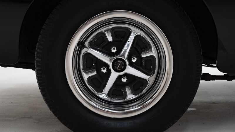 MG B \'78 