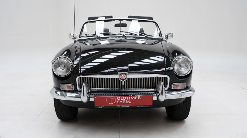 MG B \'78 