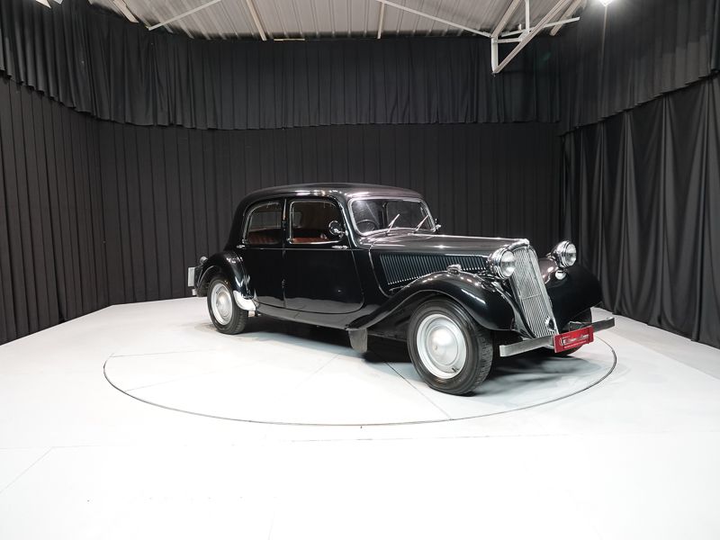 Citroen Traction Avant \'light fifteen \'47 