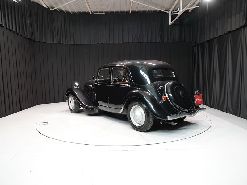 Citroen Traction Avant \'light fifteen \'47 
