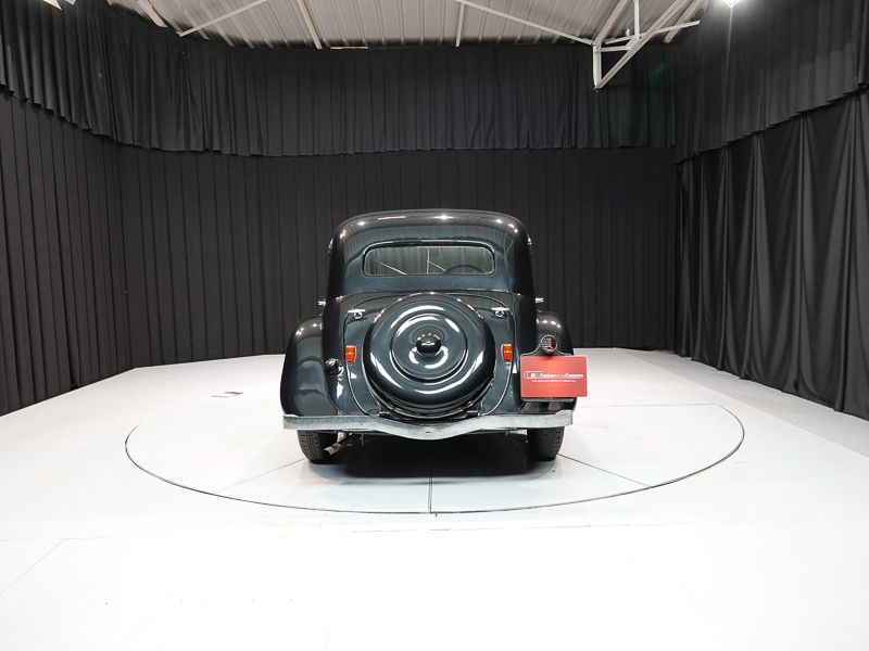 Citroen Traction Avant \'light fifteen \'47 