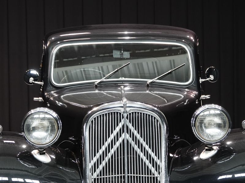 Citroen Traction Avant \'light fifteen \'47 