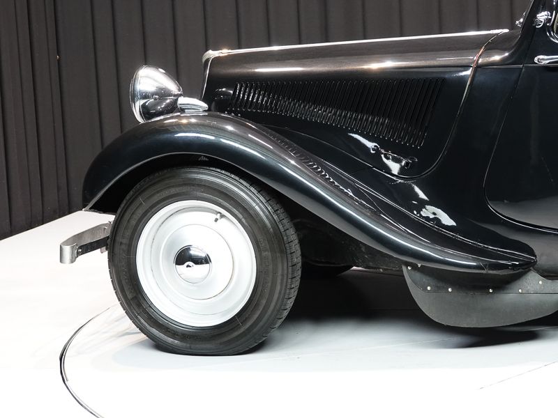 Citroen Traction Avant \'light fifteen \'47 