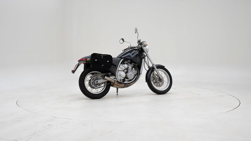 Aprilia 650 Starck Collection 