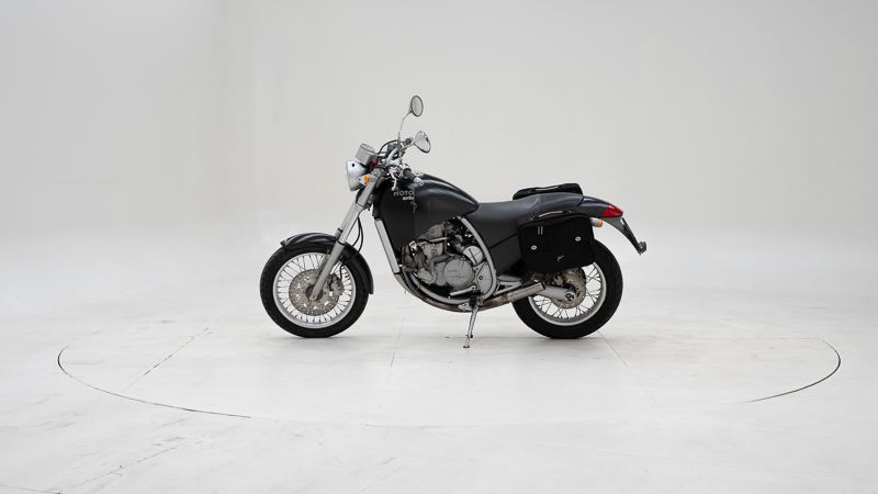 Aprilia 650 Starck Collection 