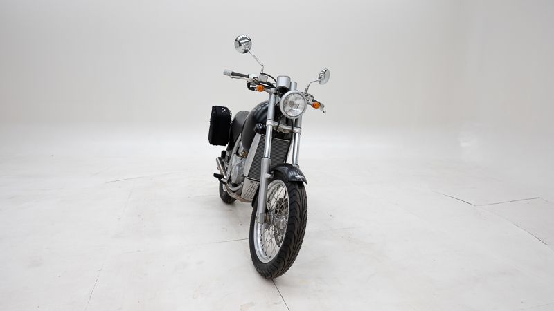 Aprilia 650 Starck Collection 