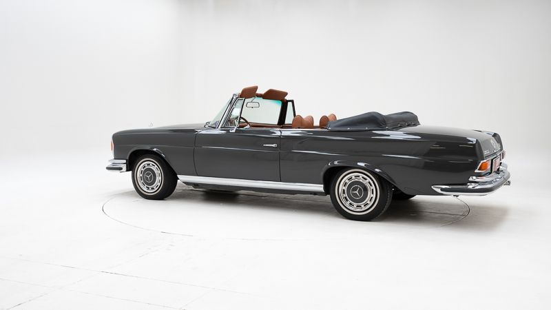 Mercedes Benz 280 SE 3.5 \'70 