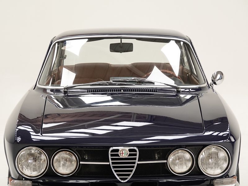 Alfa Romeo 1750 GT Veloce Bertone \'69 