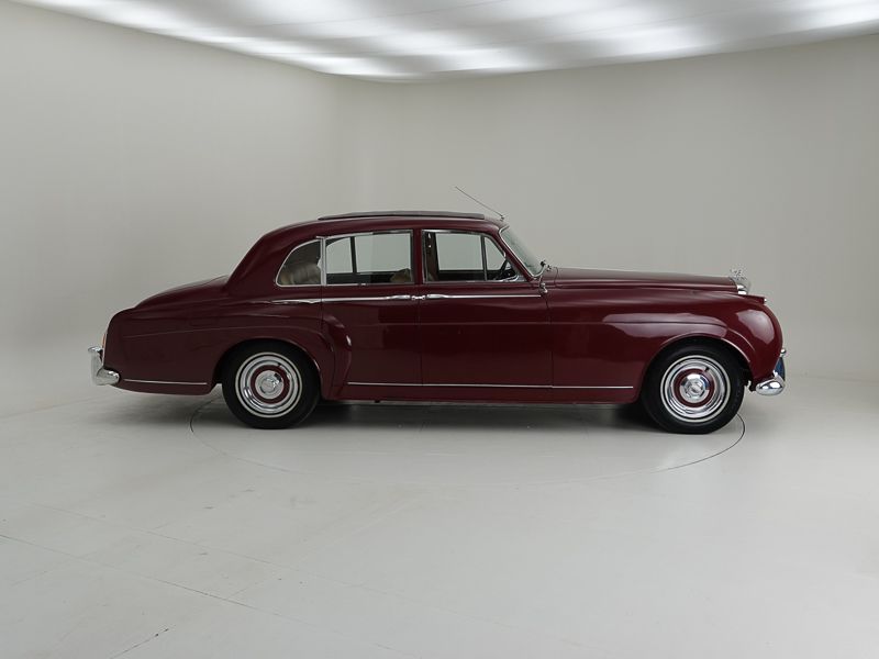 Bentley S1 Sport Saloon by Mulliner \'58 