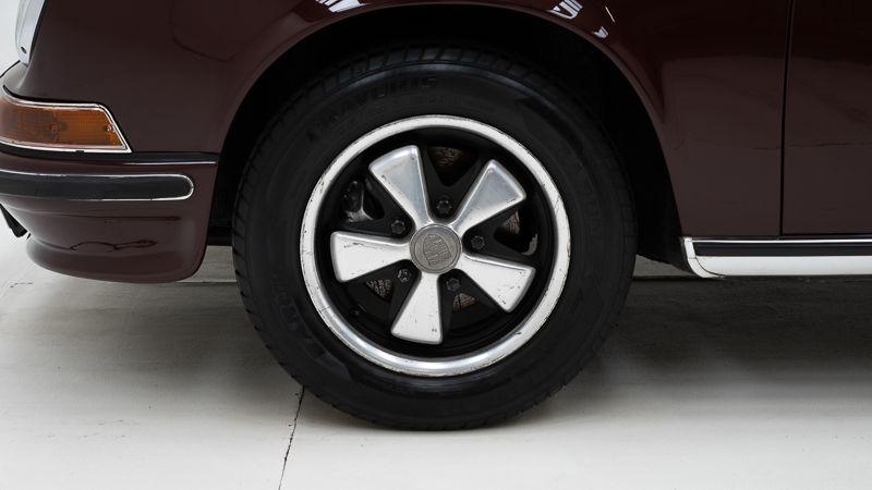 Porsche 911 2.2T Targa \'71 