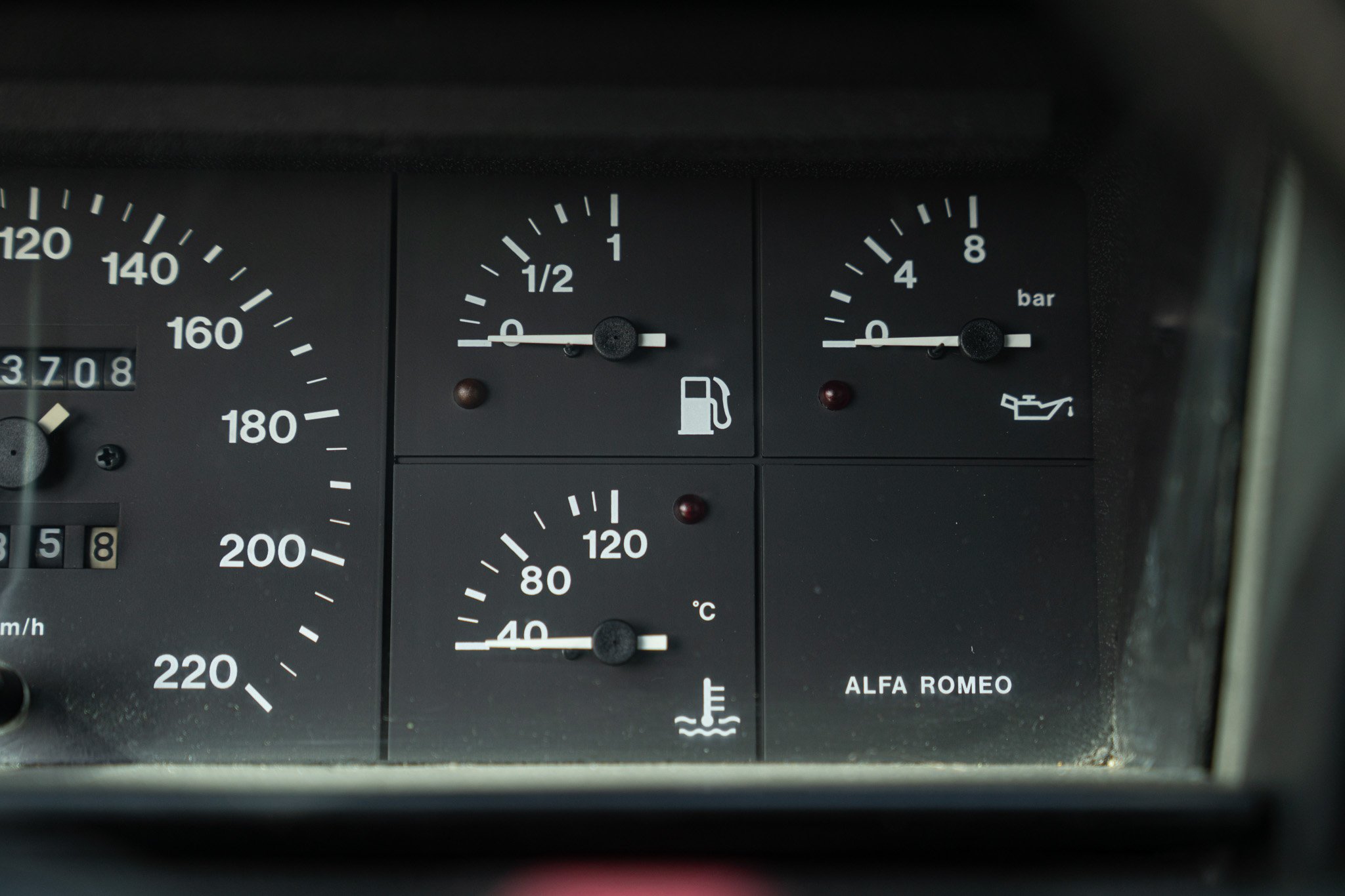 Alfa Romeo 75 