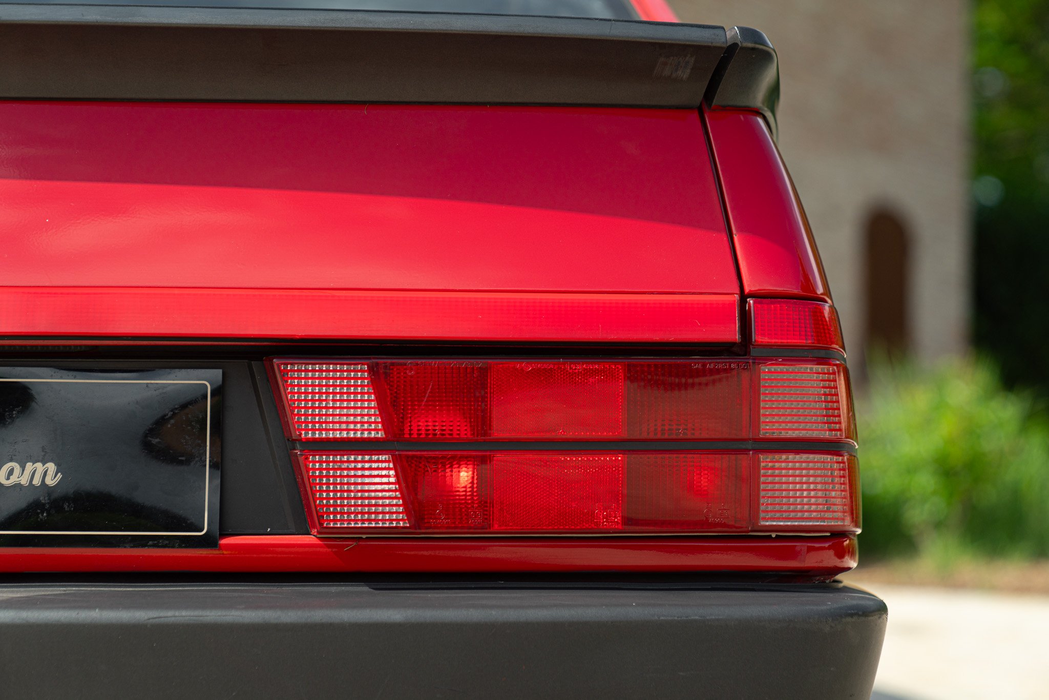 Alfa Romeo 75 