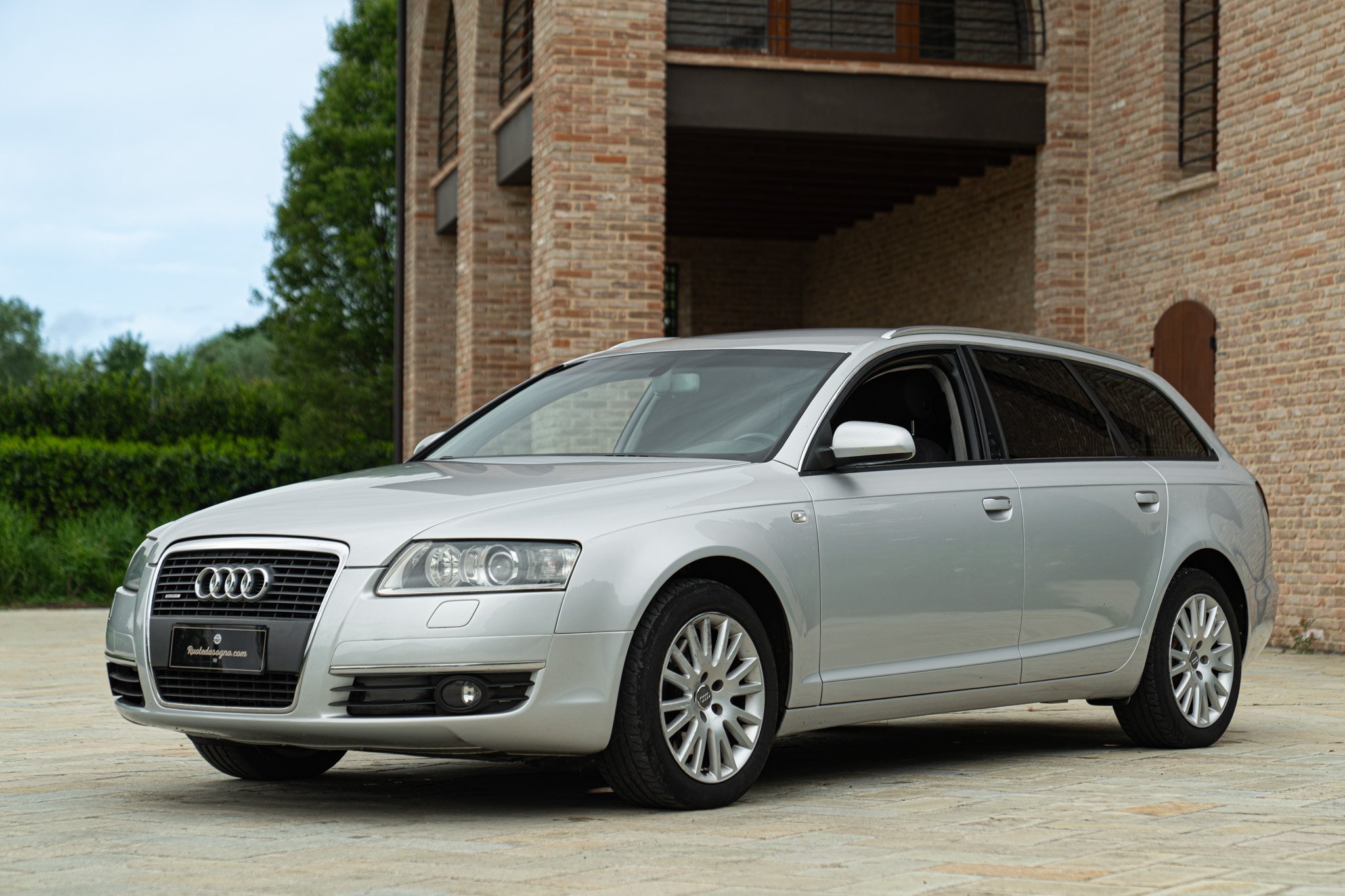 Audi A6 V6 2.7 