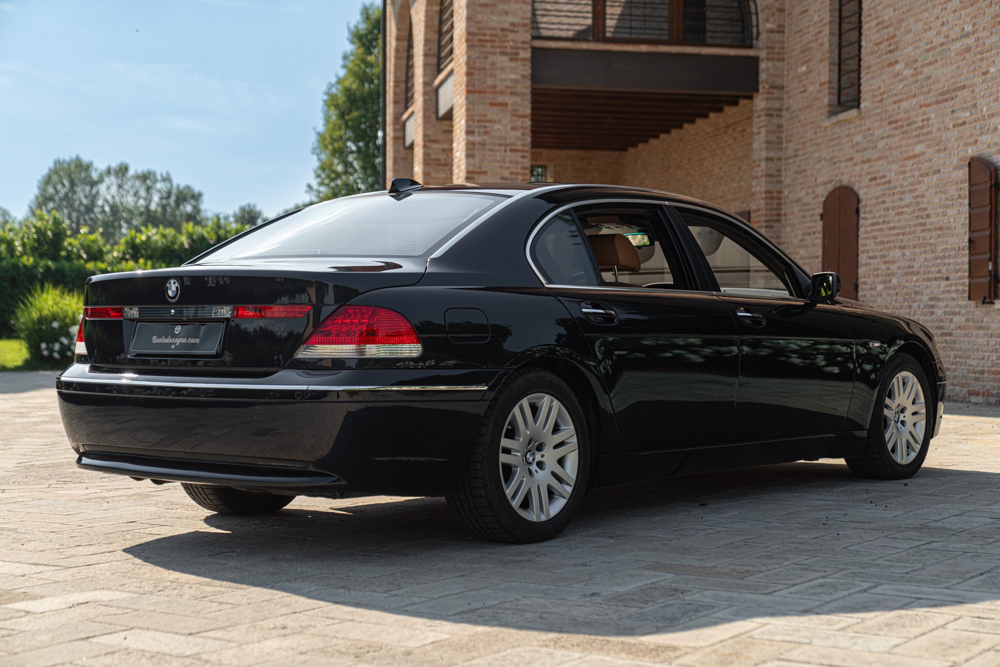 BMW 745 LI INDIVIDUAL 