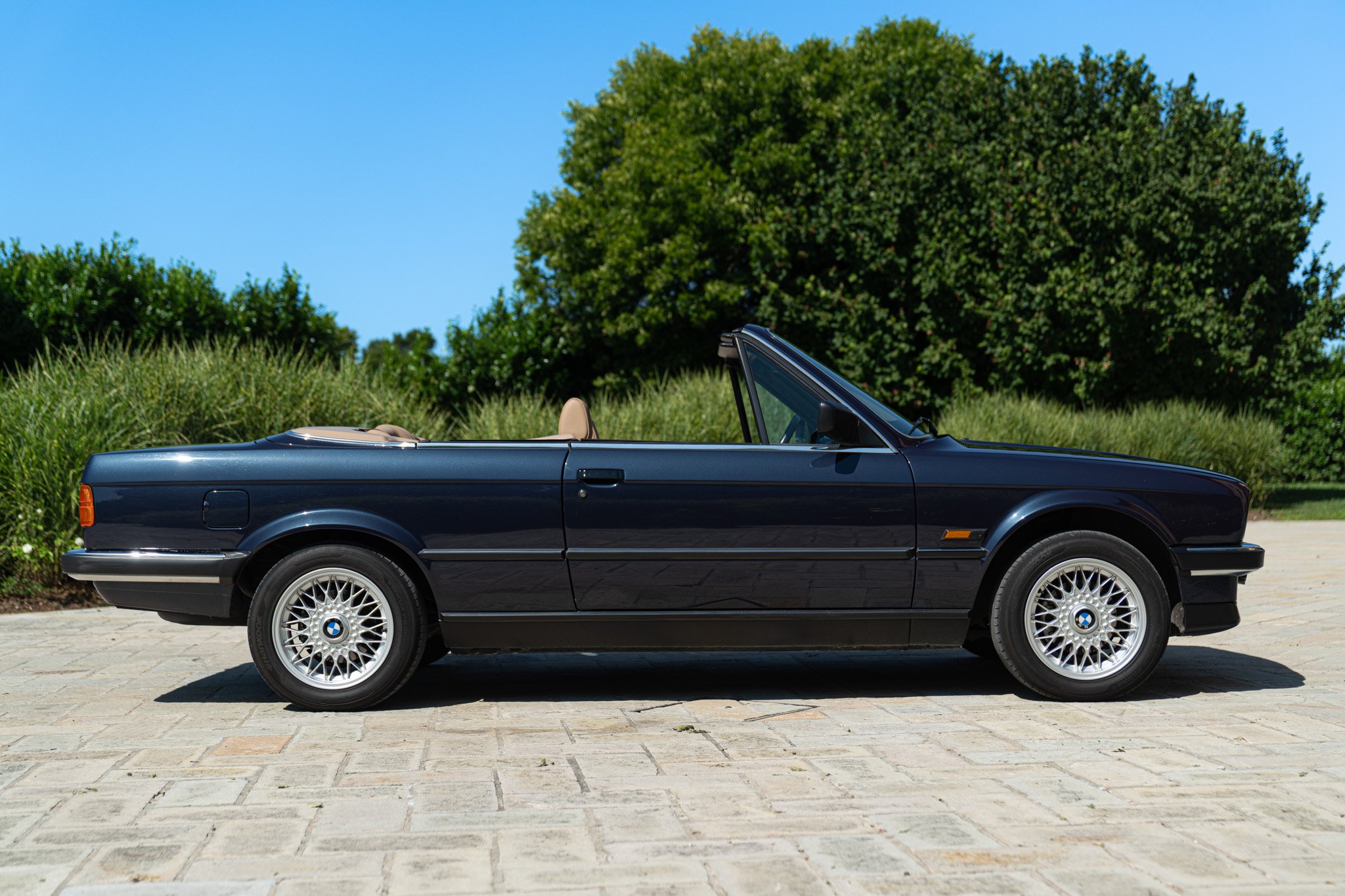 BMW E30 CABRIOLET 