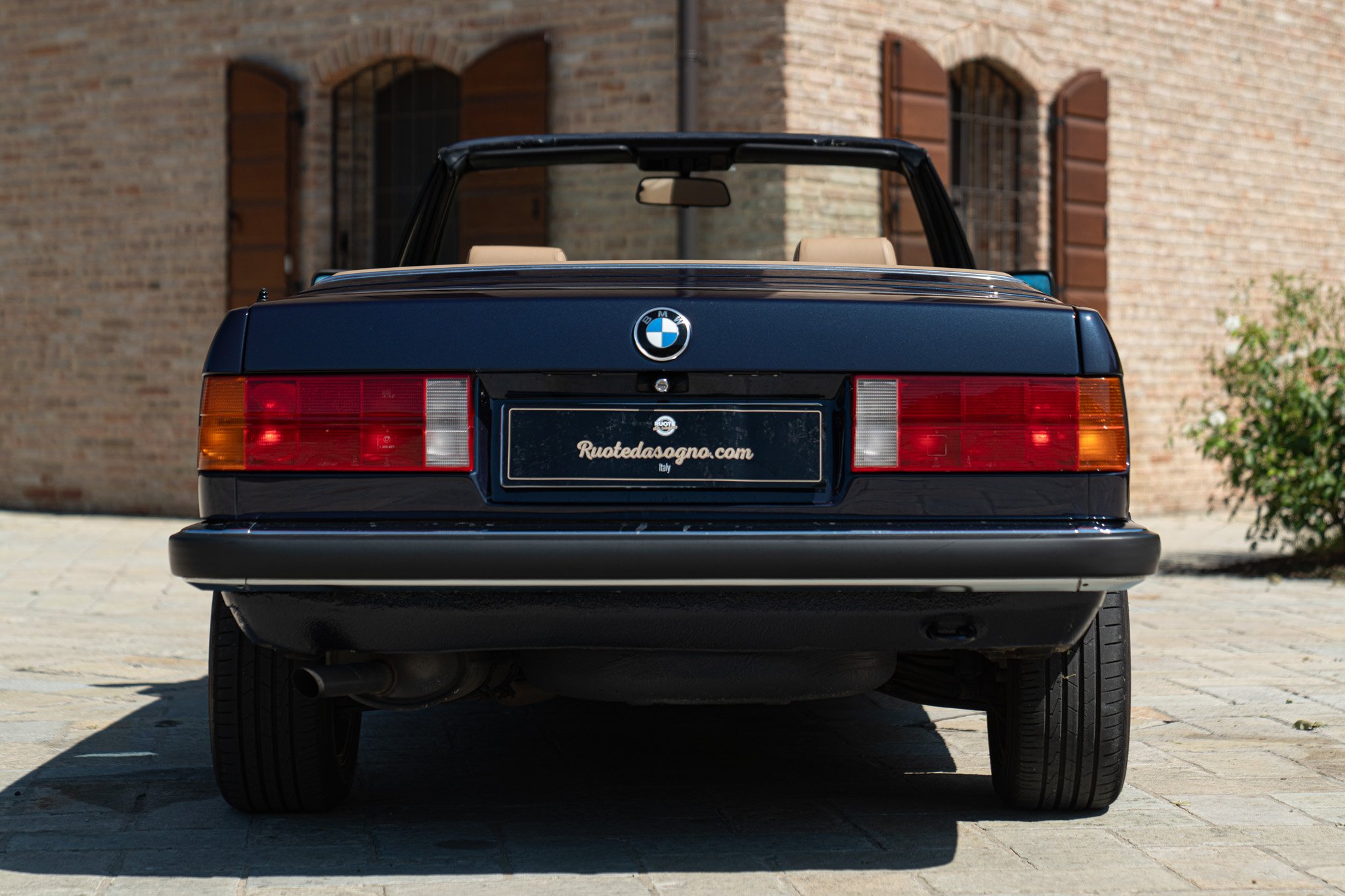 BMW E30 CABRIOLET 