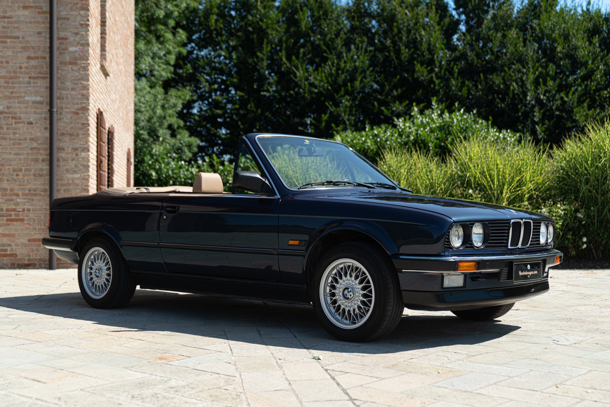 BMW E30 CABRIOLET 