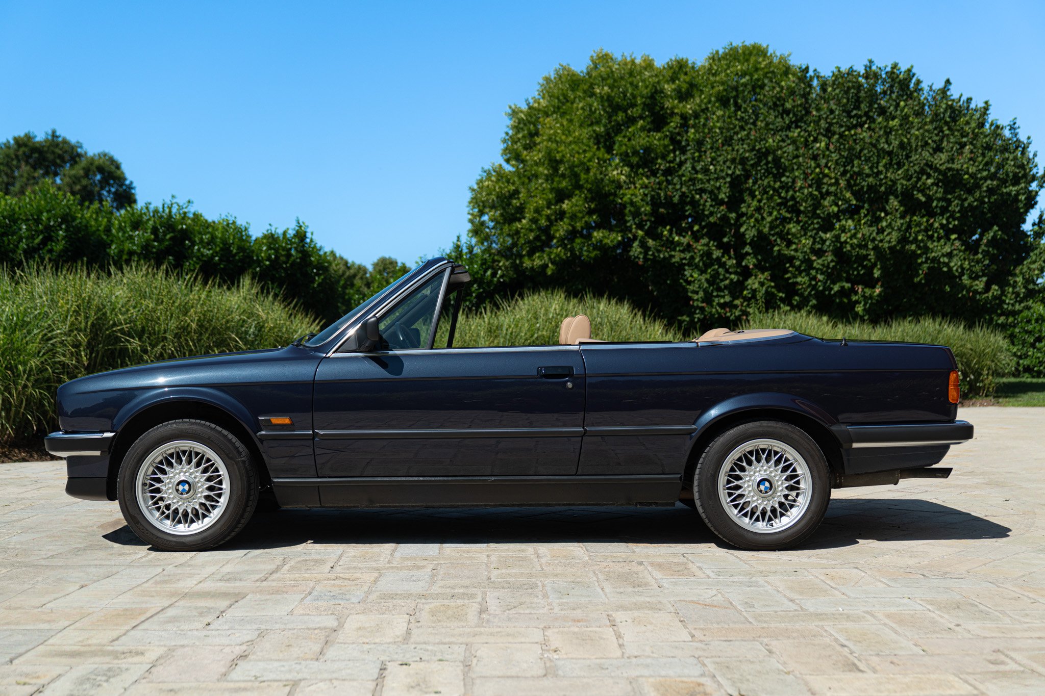 BMW E30 CABRIOLET 