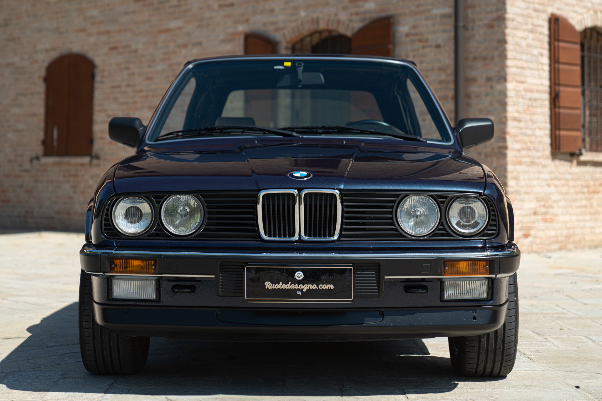 BMW E30 CABRIOLET 
