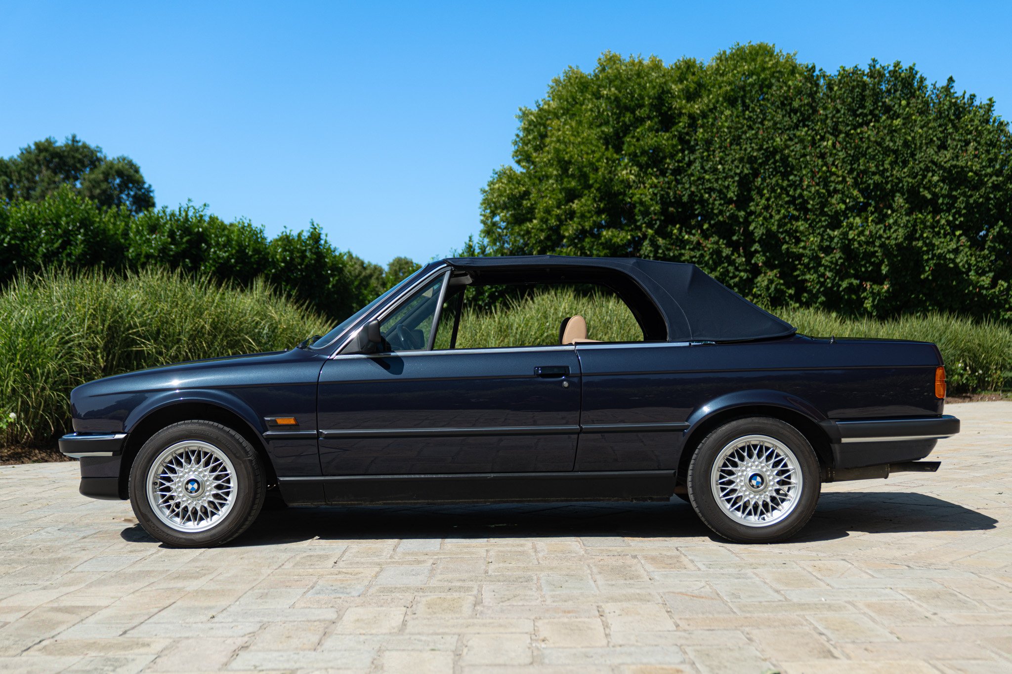 BMW E30 CABRIOLET 