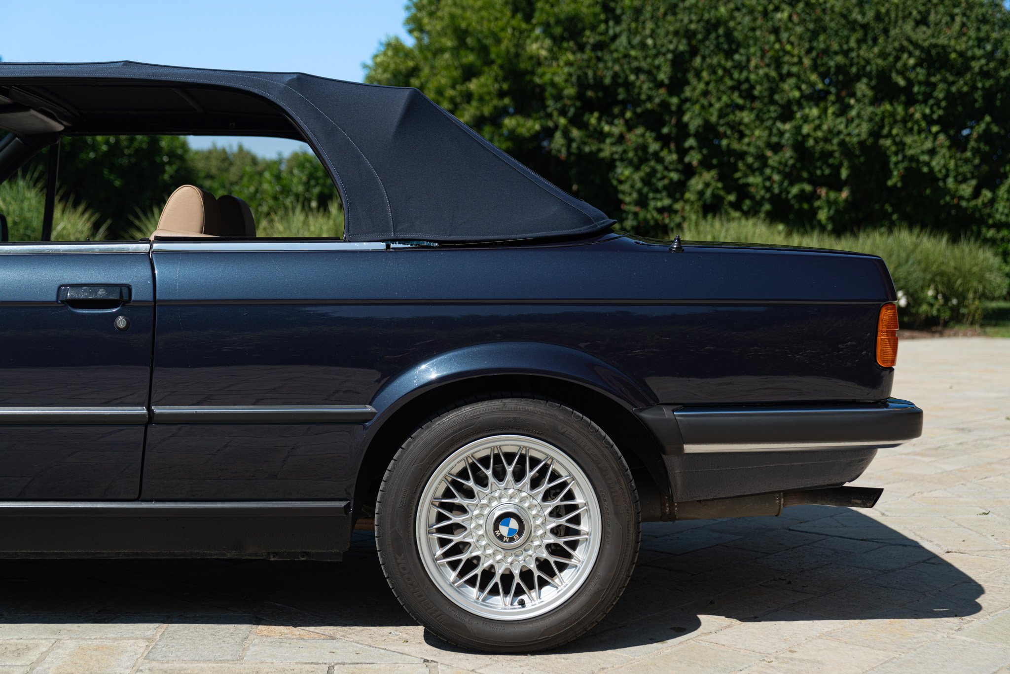 BMW E30 CABRIOLET 