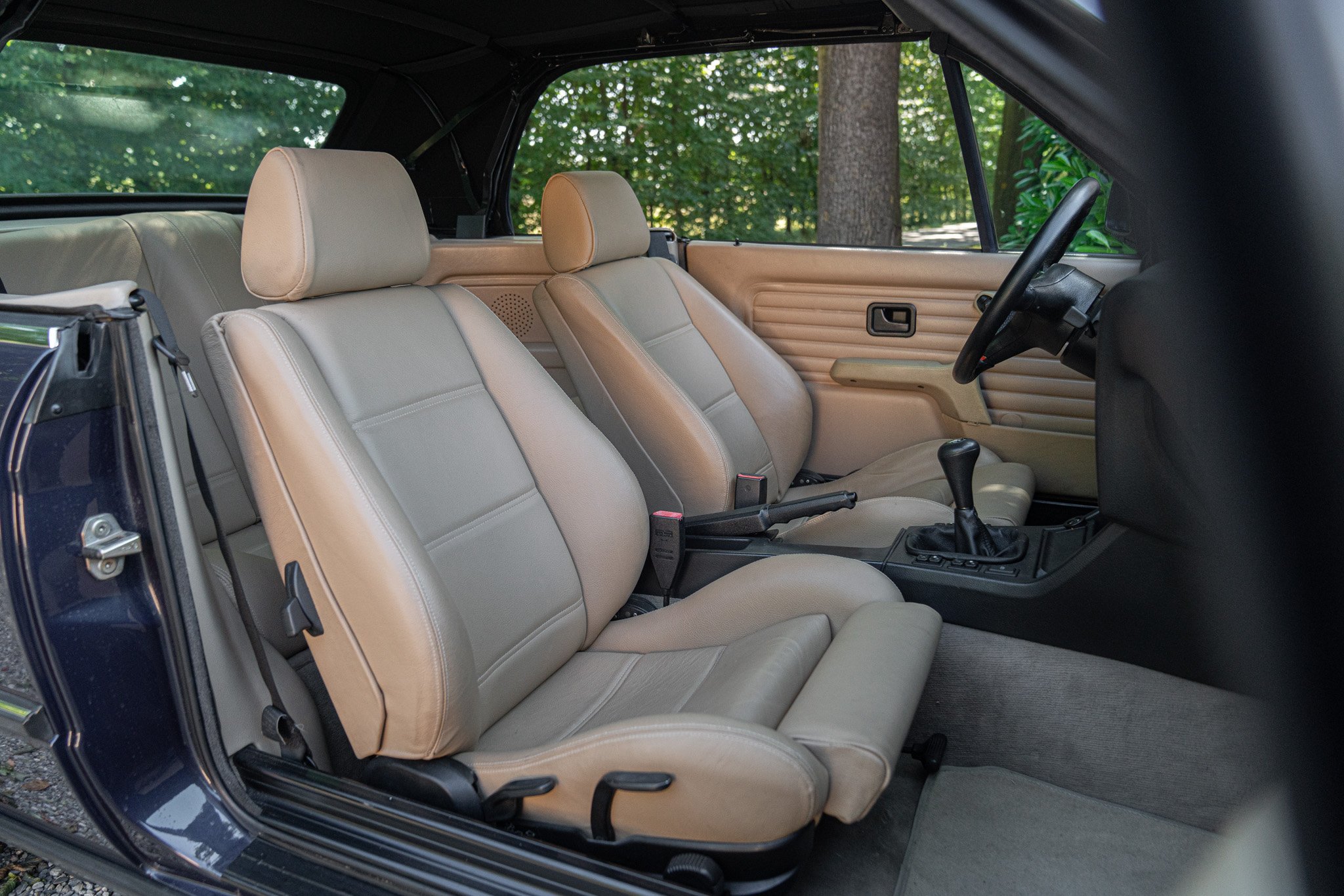 BMW E30 CABRIOLET 