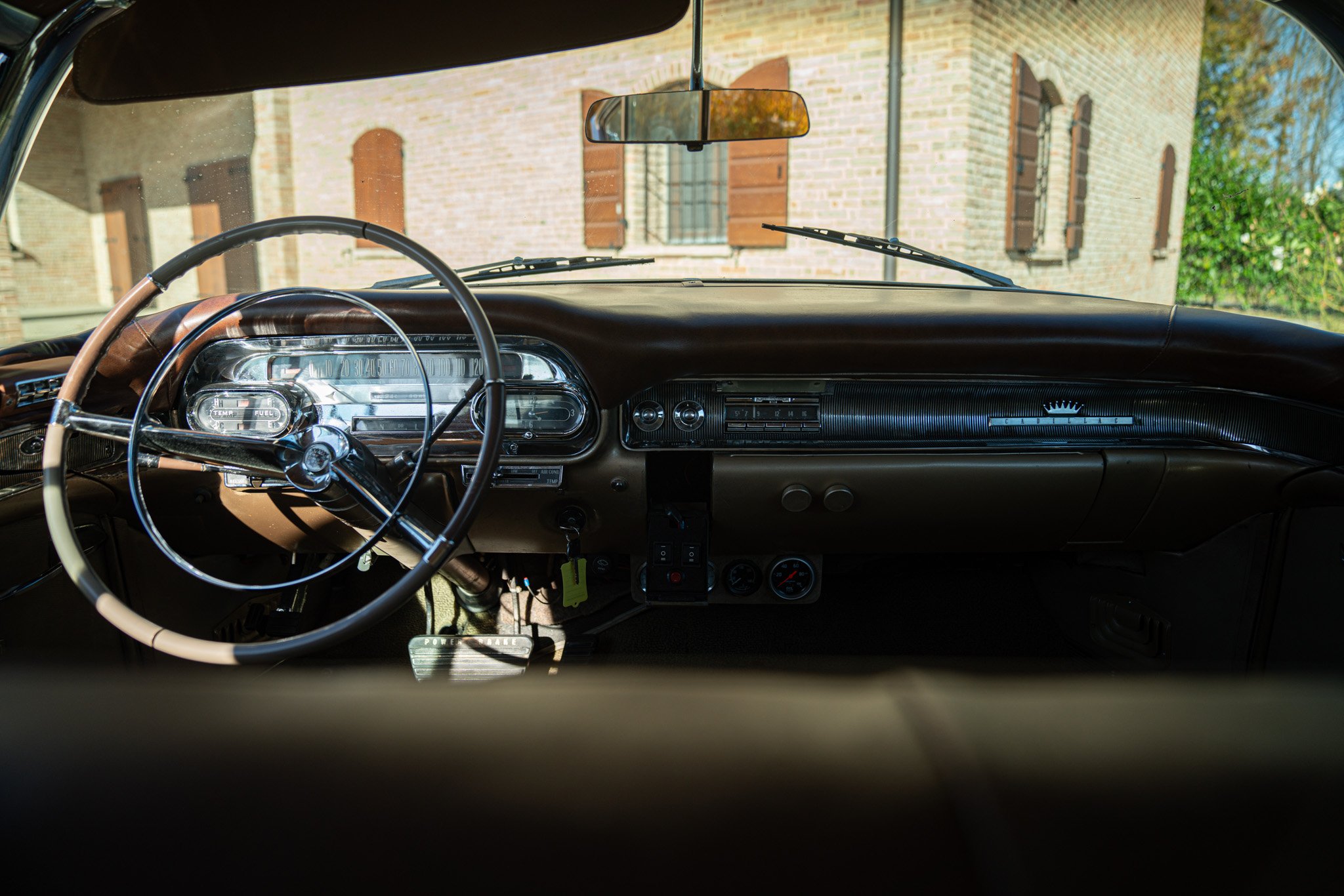 Cadillac SPECIAL SERIES 62 FLEETWOOD SEDAN 