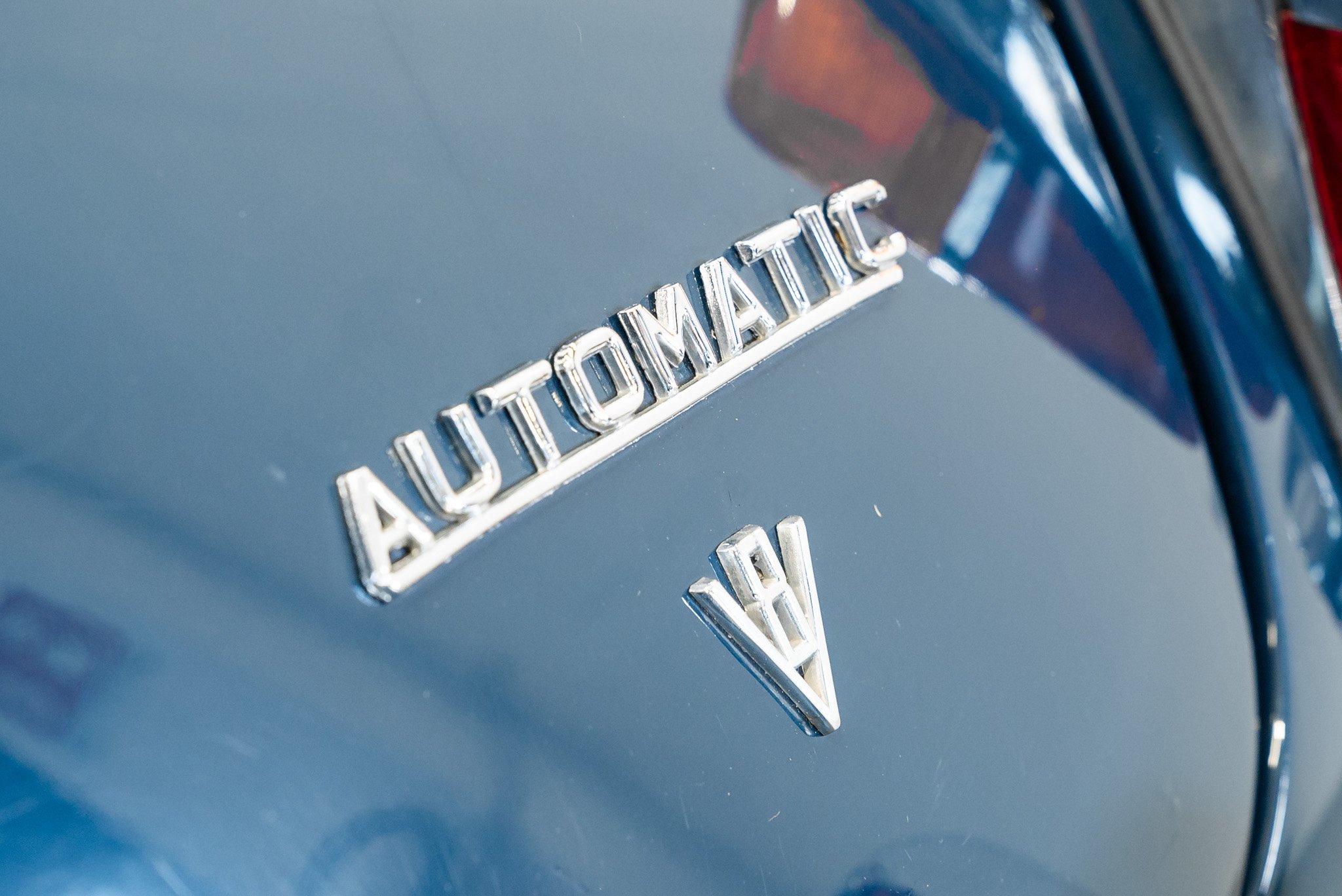 Daimler 250 V8 Automatic 