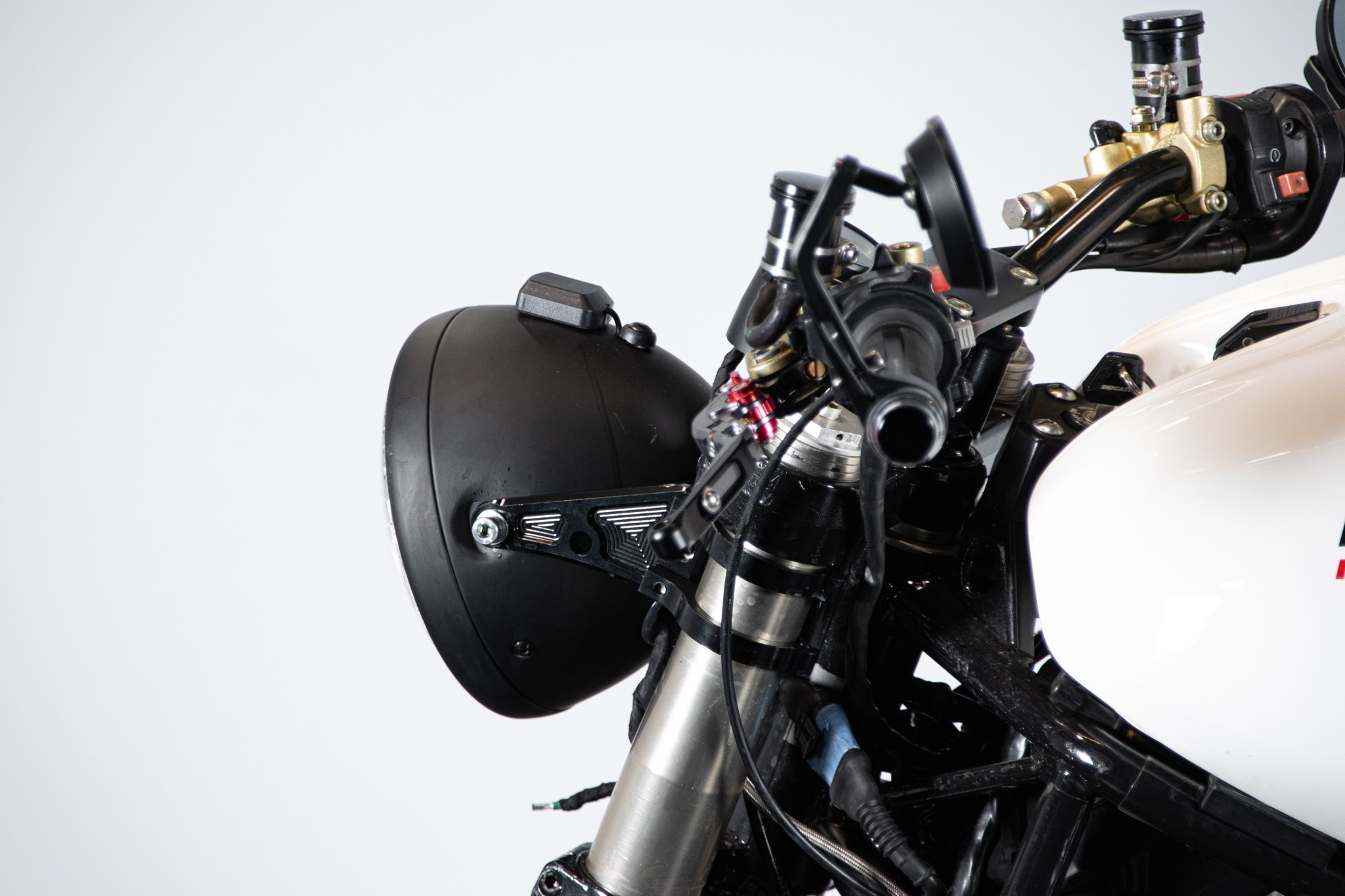 Ducati MONSTER 900 