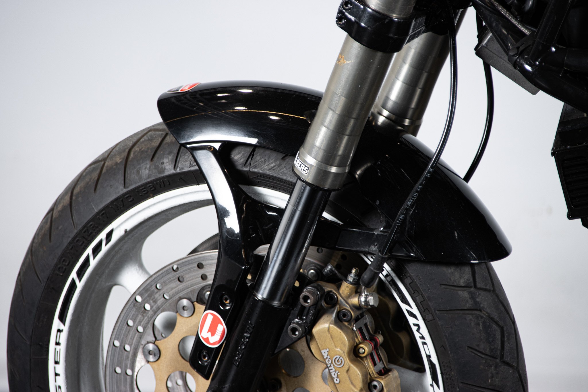 Ducati MONSTER 900 