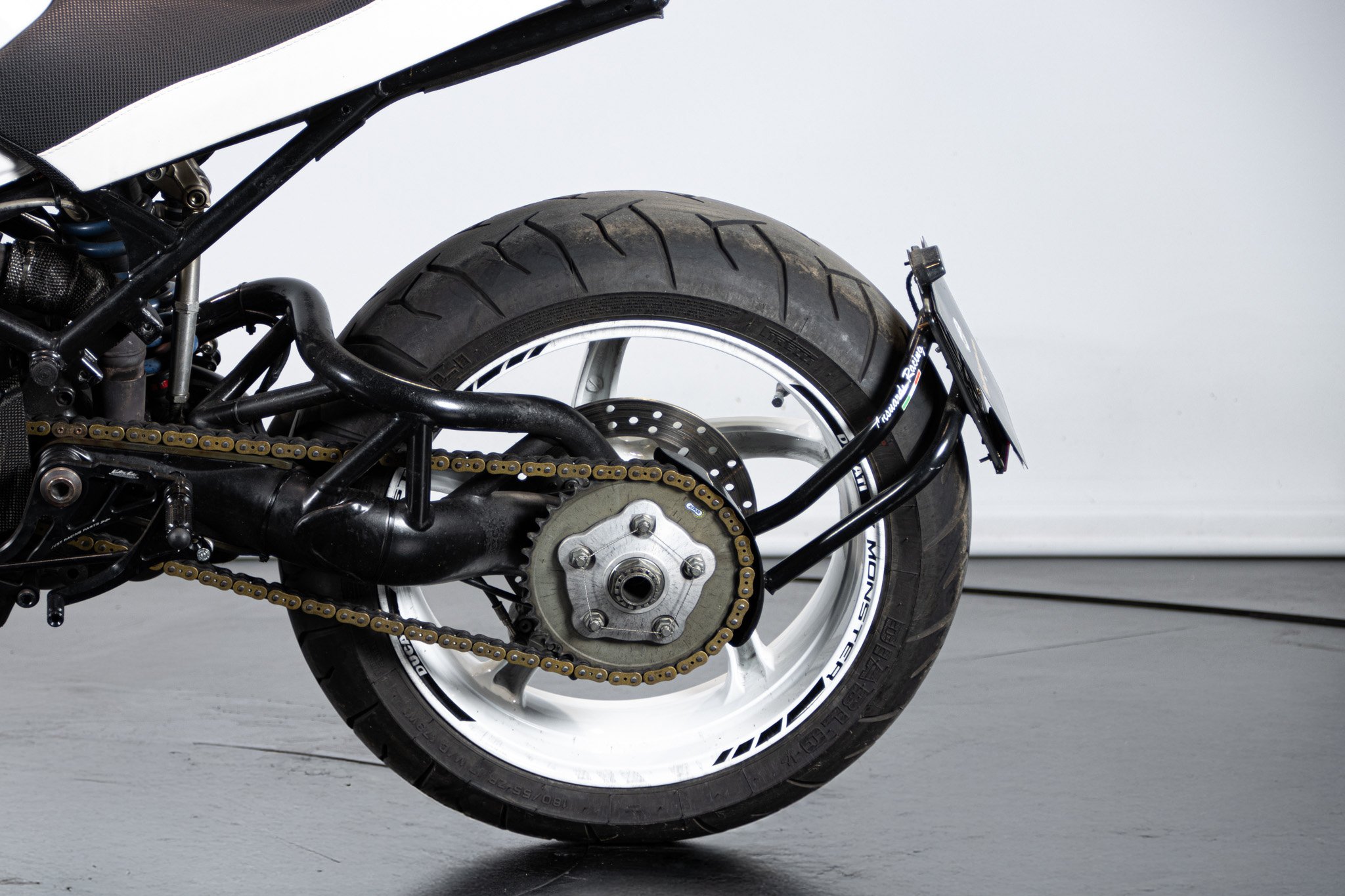 Ducati MONSTER 900 