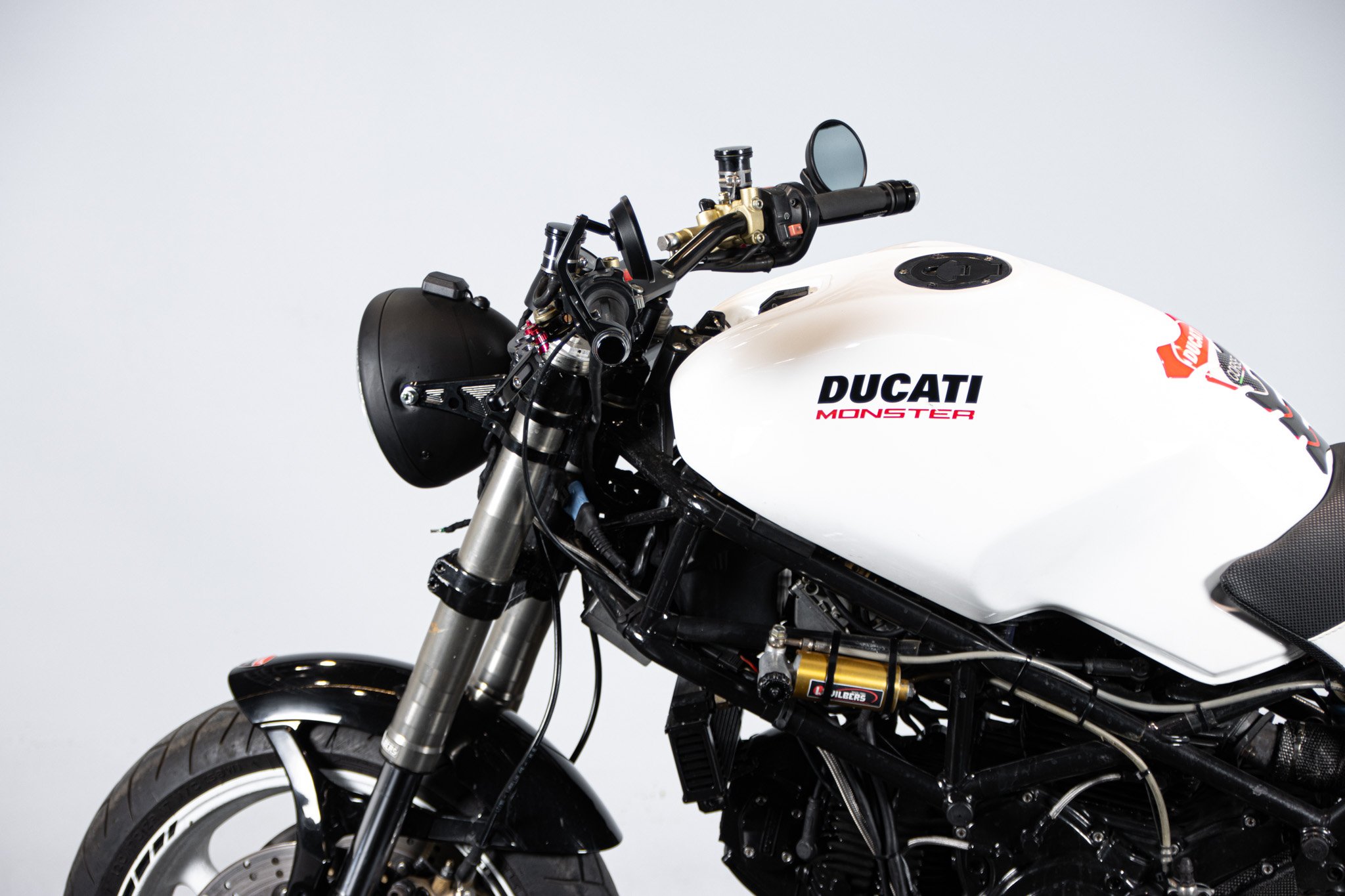 Ducati MONSTER 900 