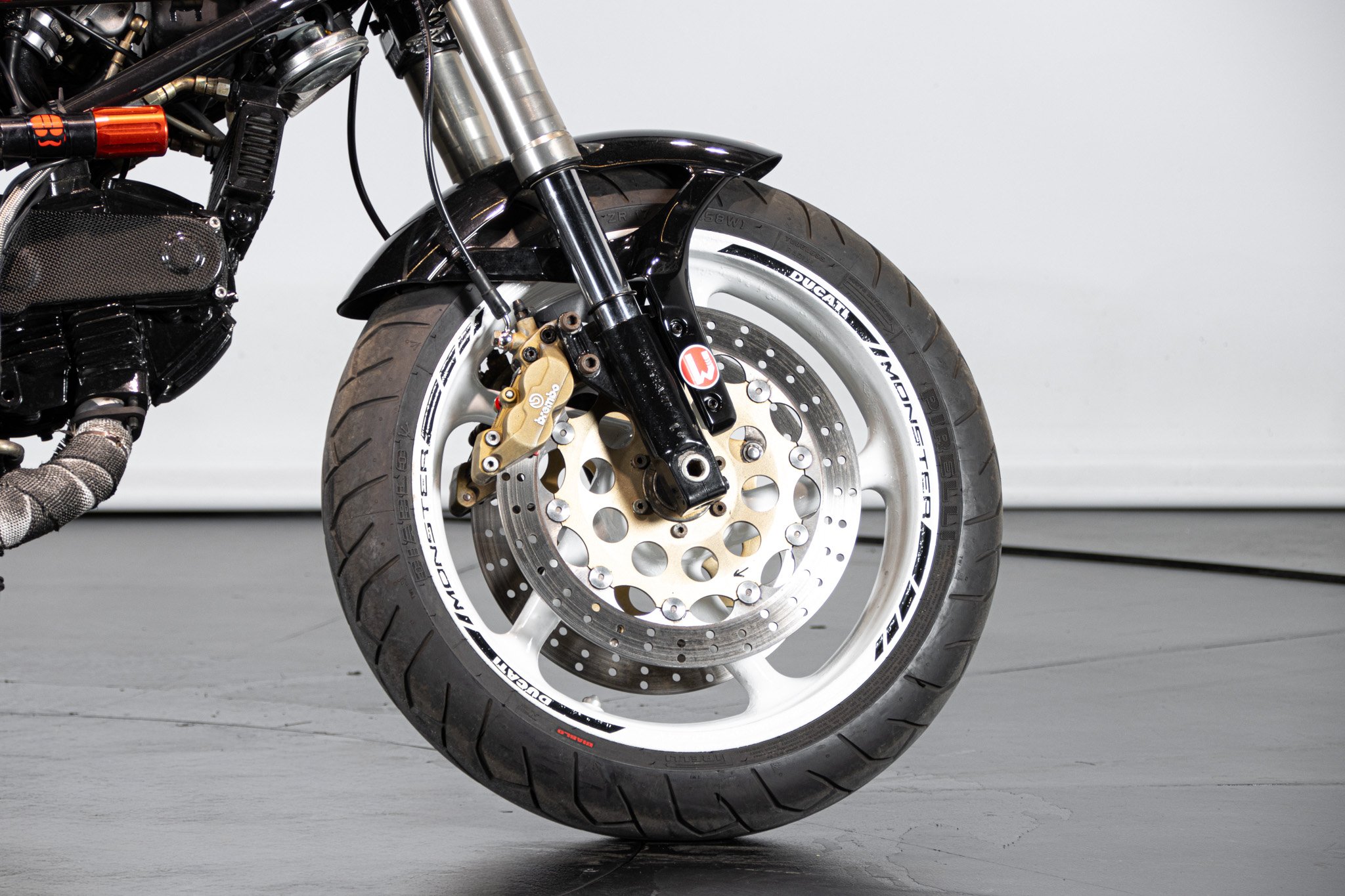 Ducati MONSTER 900 