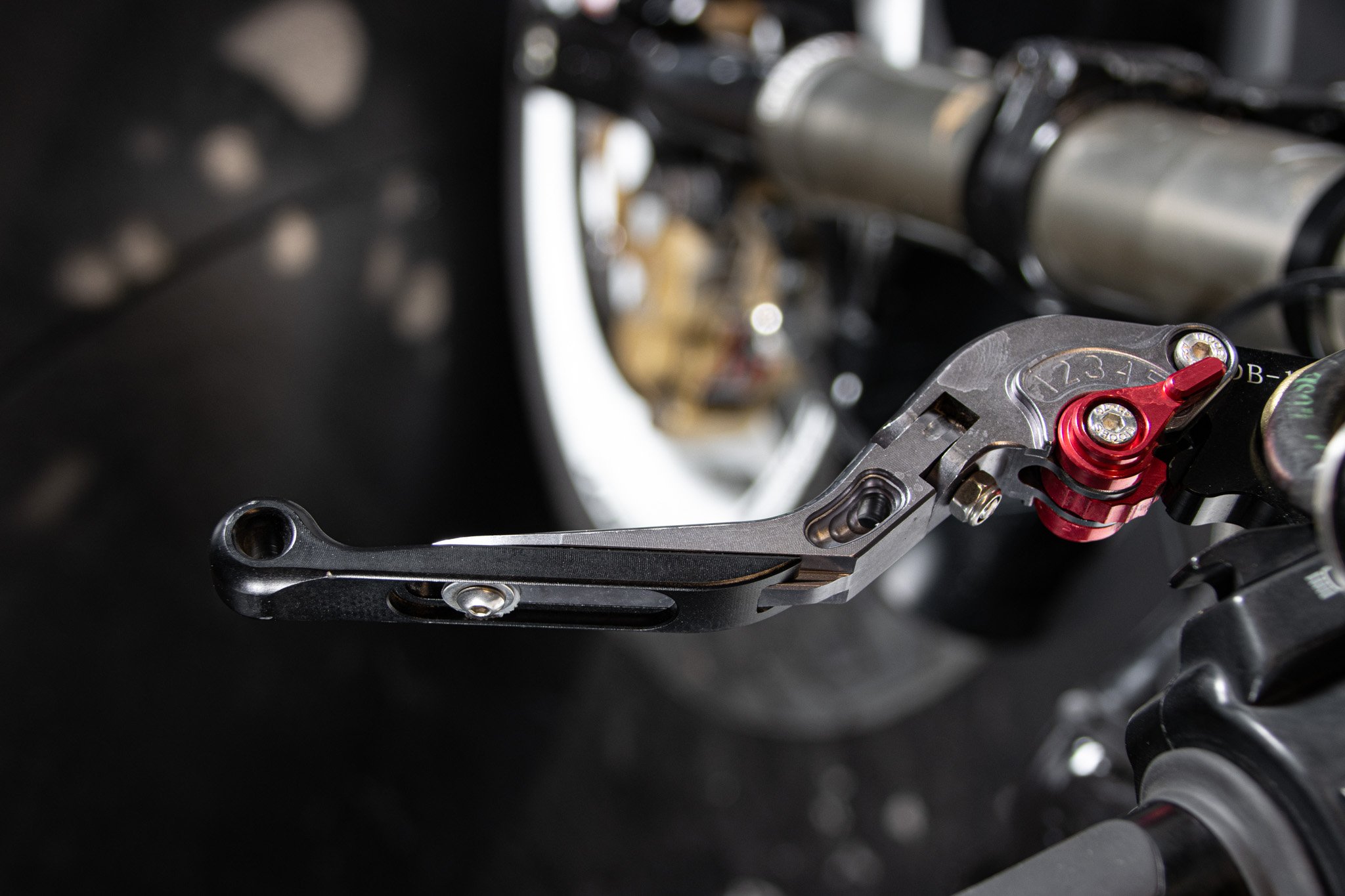 Ducati MONSTER 900 