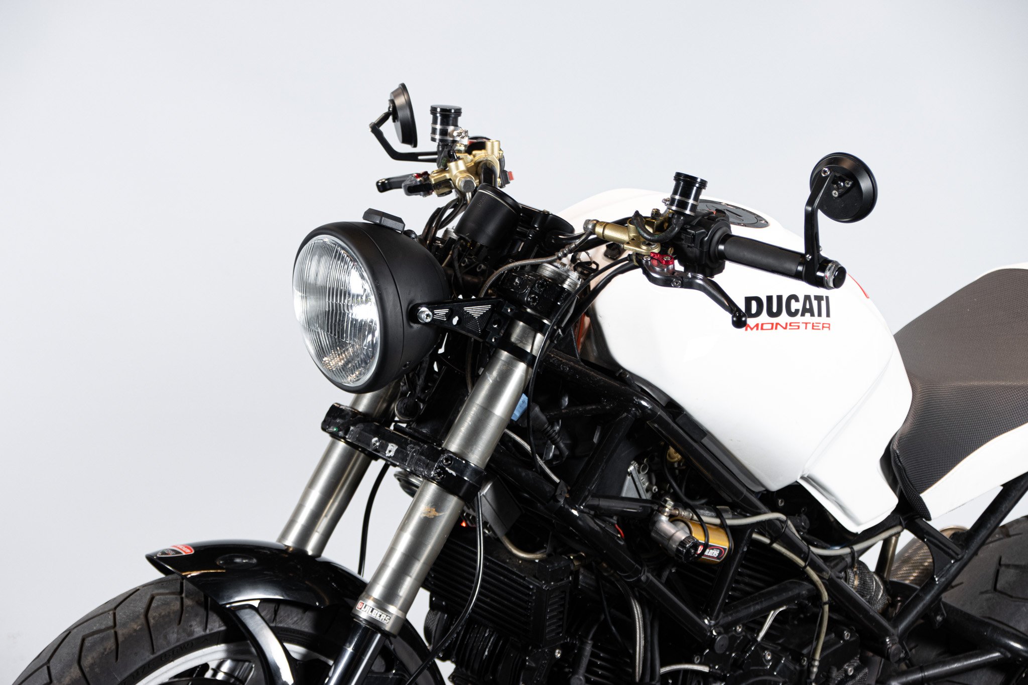 Ducati MONSTER 900 