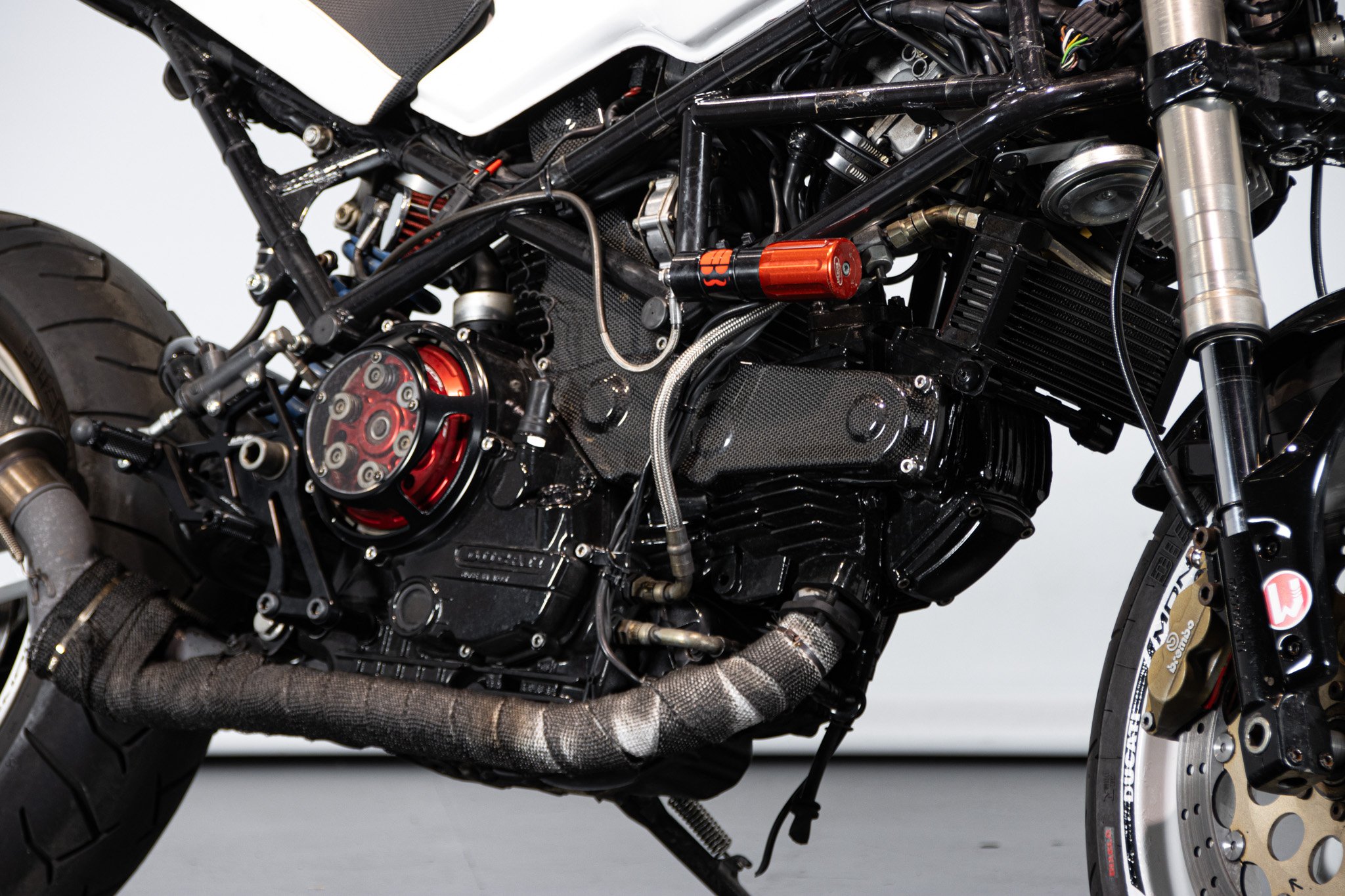 Ducati MONSTER 900 