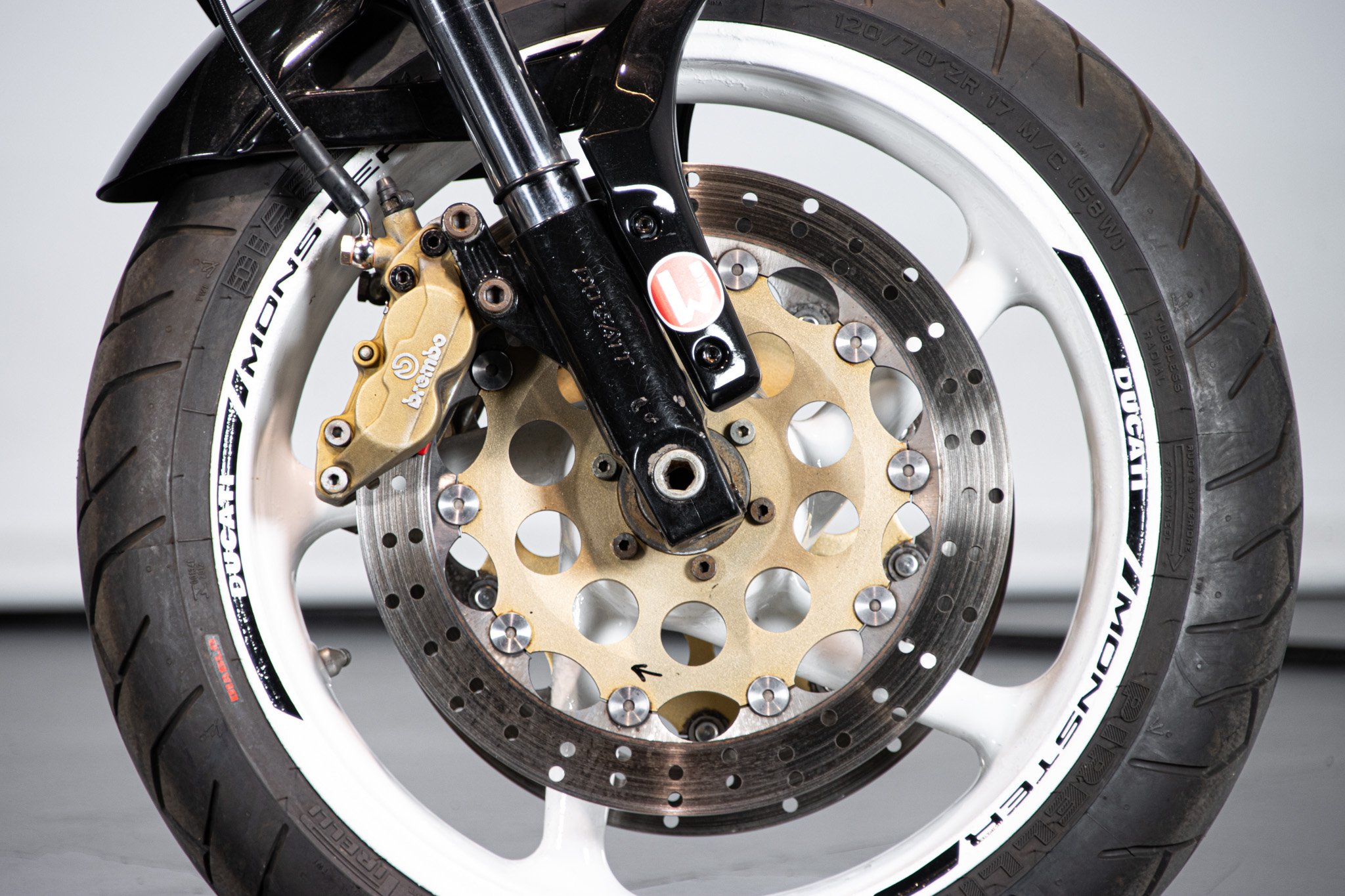 Ducati MONSTER 900 