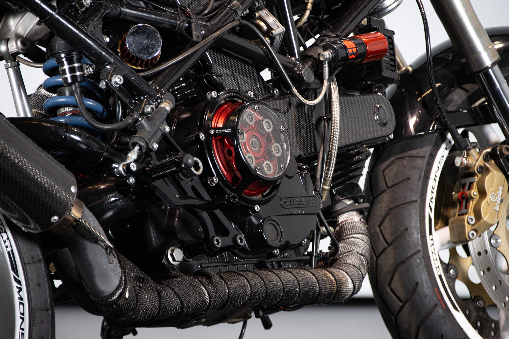 Ducati MONSTER 900 