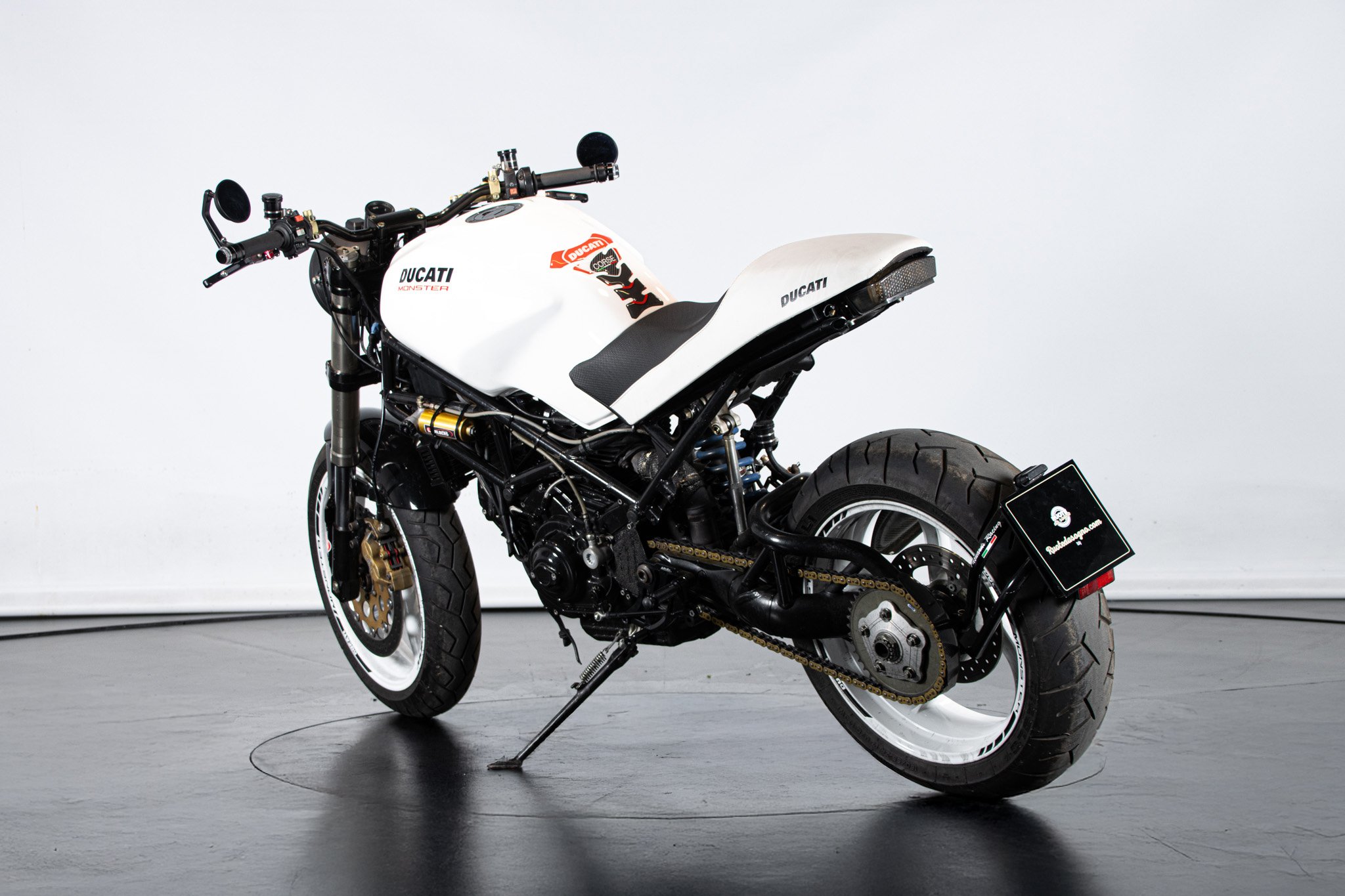Ducati MONSTER 900 