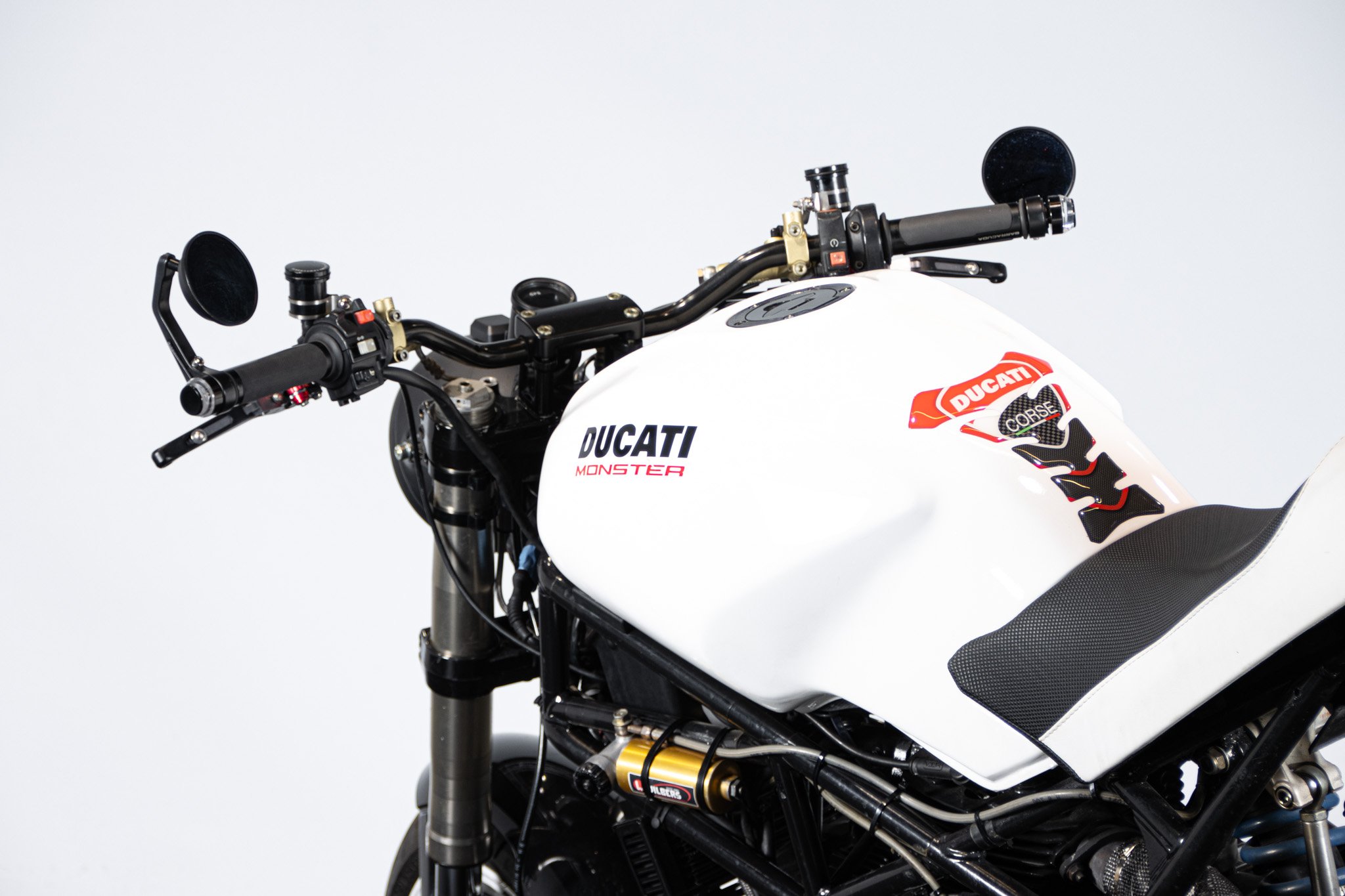 Ducati MONSTER 900 
