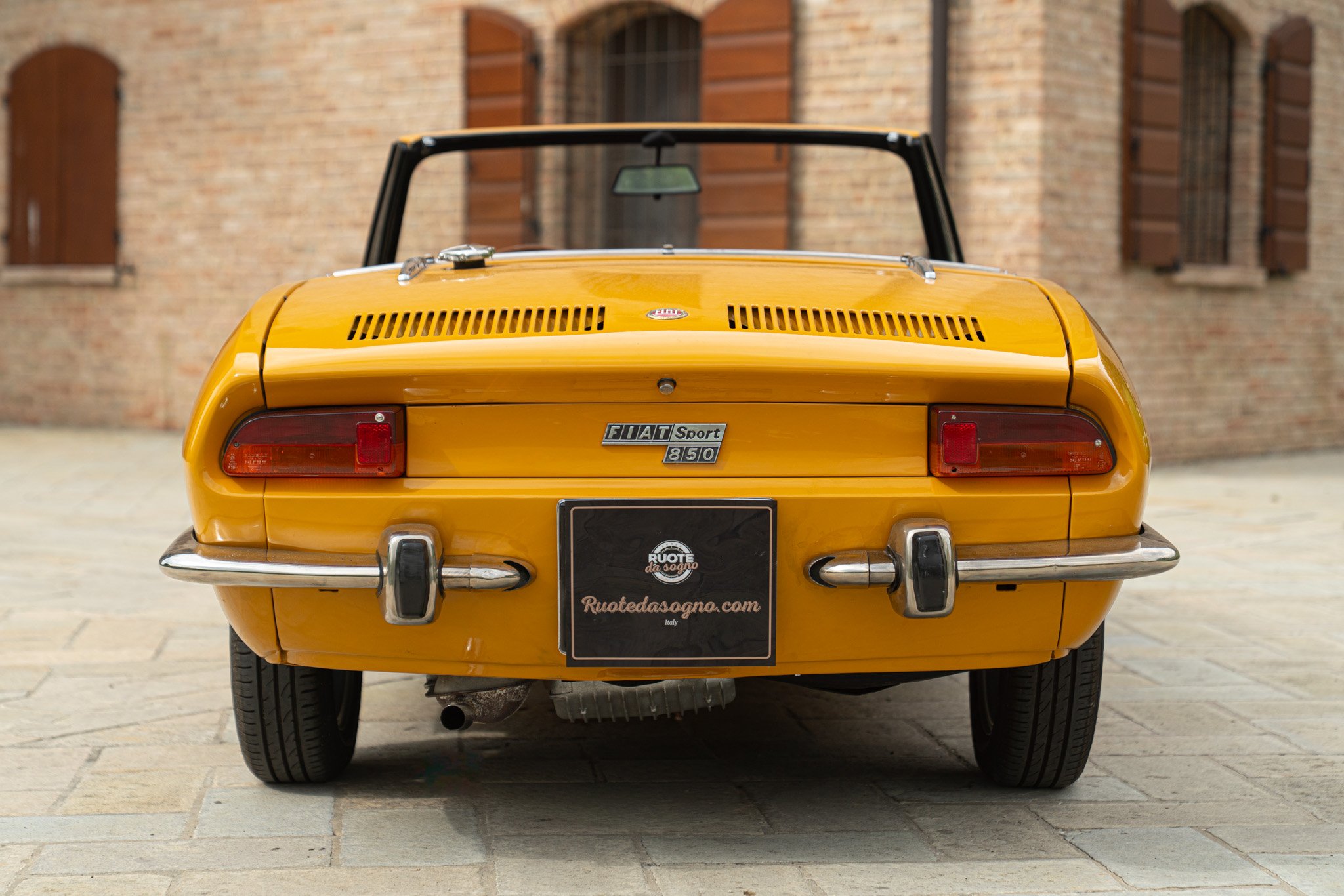 Fiat SPORT 850 SPIDER BERTONE 
