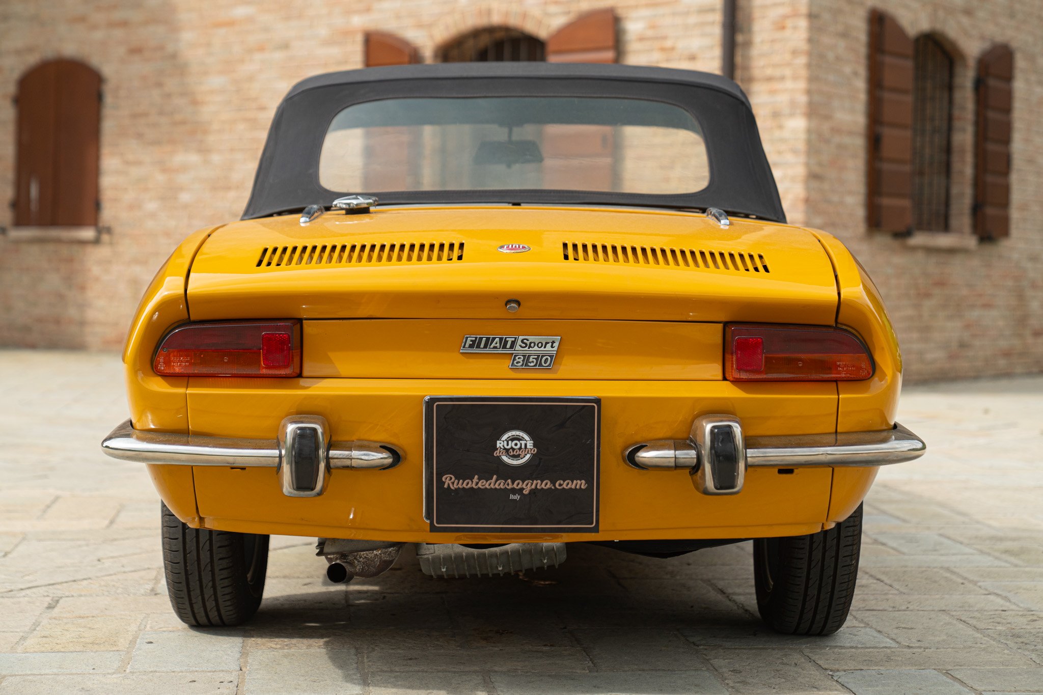 Fiat SPORT 850 SPIDER BERTONE 
